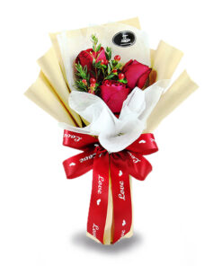 Red Heart Roses Flower Bouquet