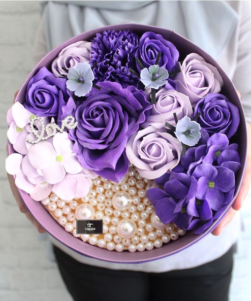 Luxury Love Artificial Flower Box - Image 3