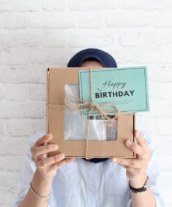 Reunion Snack Gift Box - Image 2