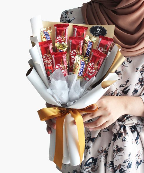 Minnie Chocolate Bouquet - Image 3