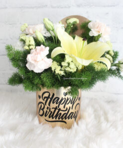 Harper Ivory Flower Hat Box
