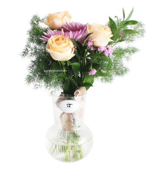 Ivory Rose Flower Vase