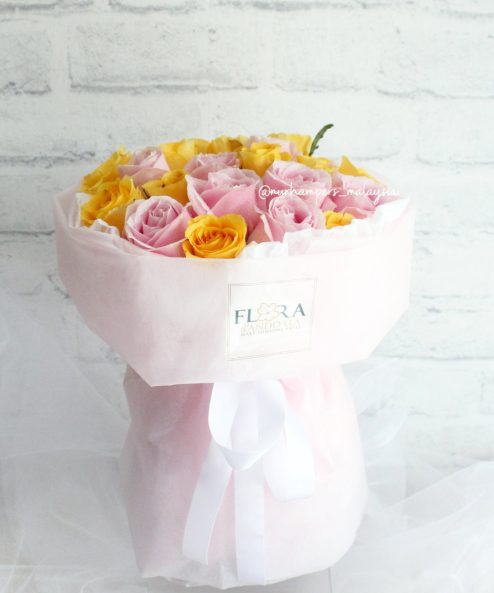 Avant Yellow & Pink Rose Bouquet