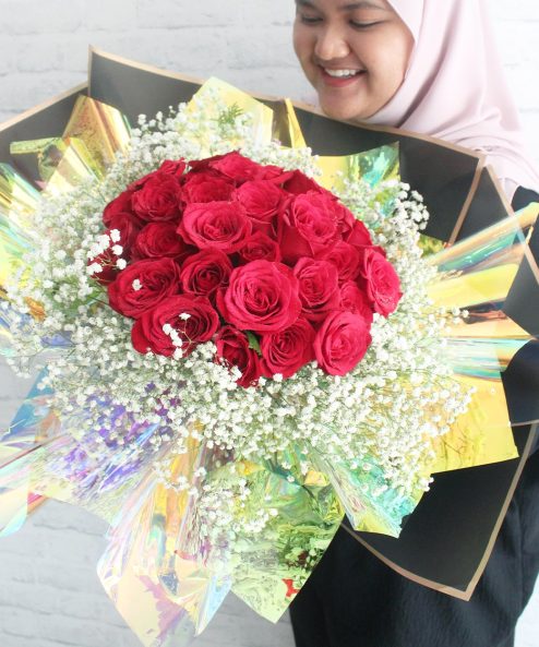 Love Forever Red Roses Bouquet - Image 2