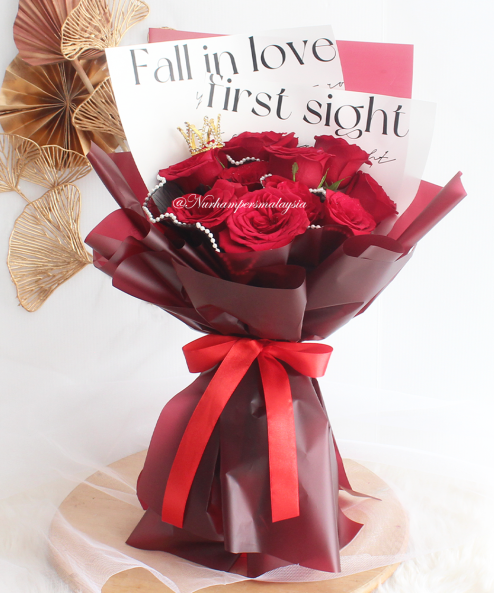Fall In Love Red Roses Bouquet