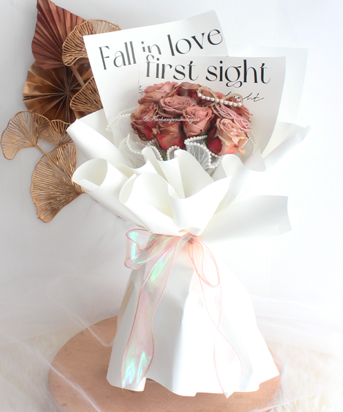 Vintage Cappuccino Roses Bouquet