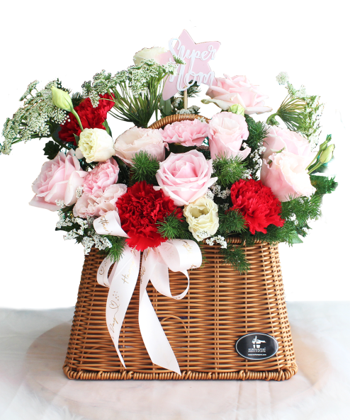 Pink Daisy basket