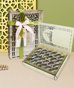 Medjool Dates Signature Wooden Box