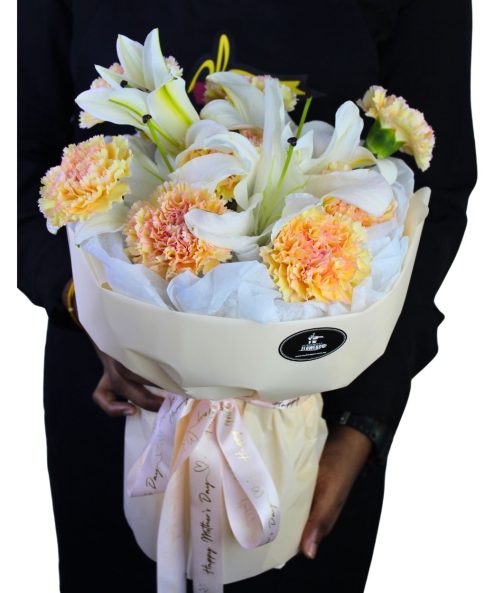 Warm Hug Russian Bouquet - Image 3