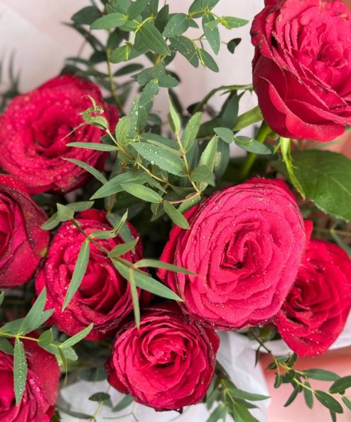 Valentine's Rose Belle Bouquet - Image 2